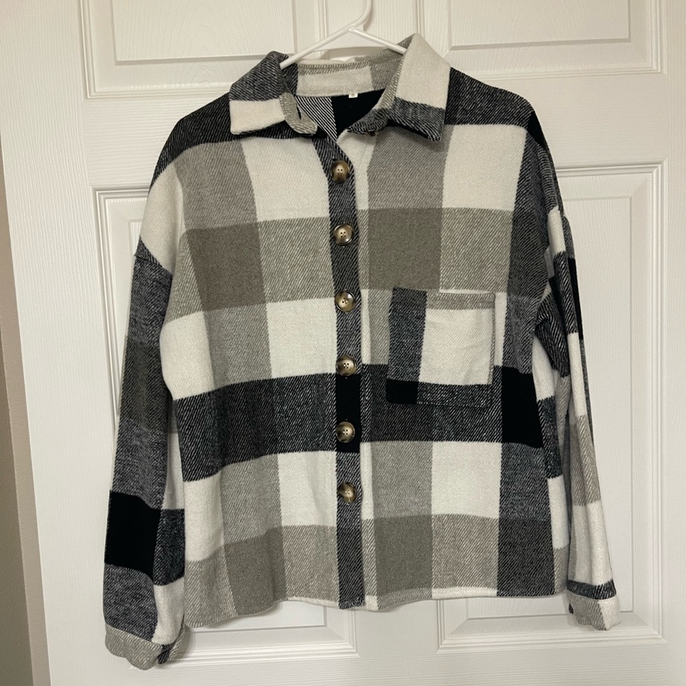 Plaid Button-Up Shacket/Jacket - Size Small